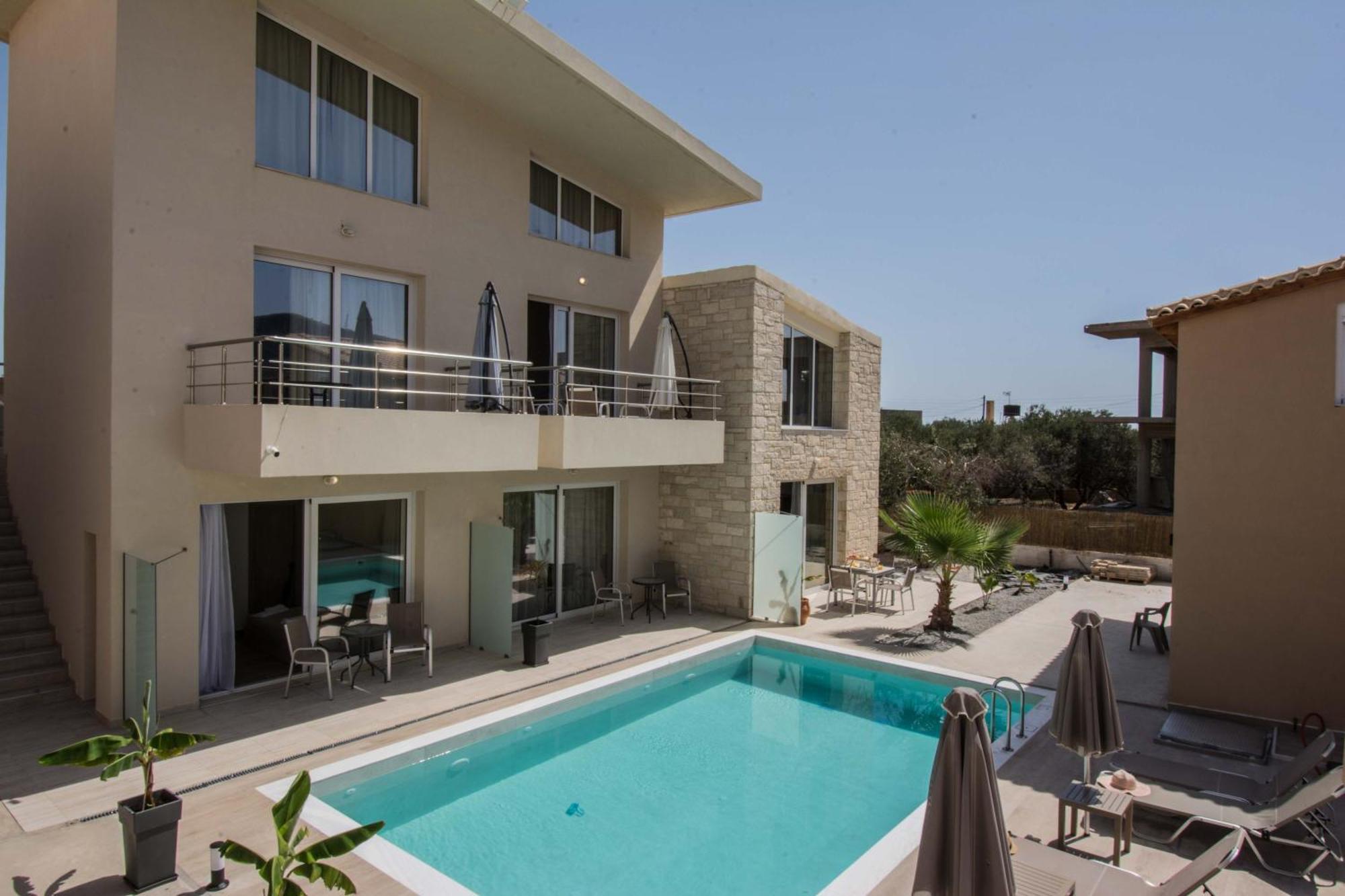 Michalianna Suites "By Checkin" Gouves Exterior foto